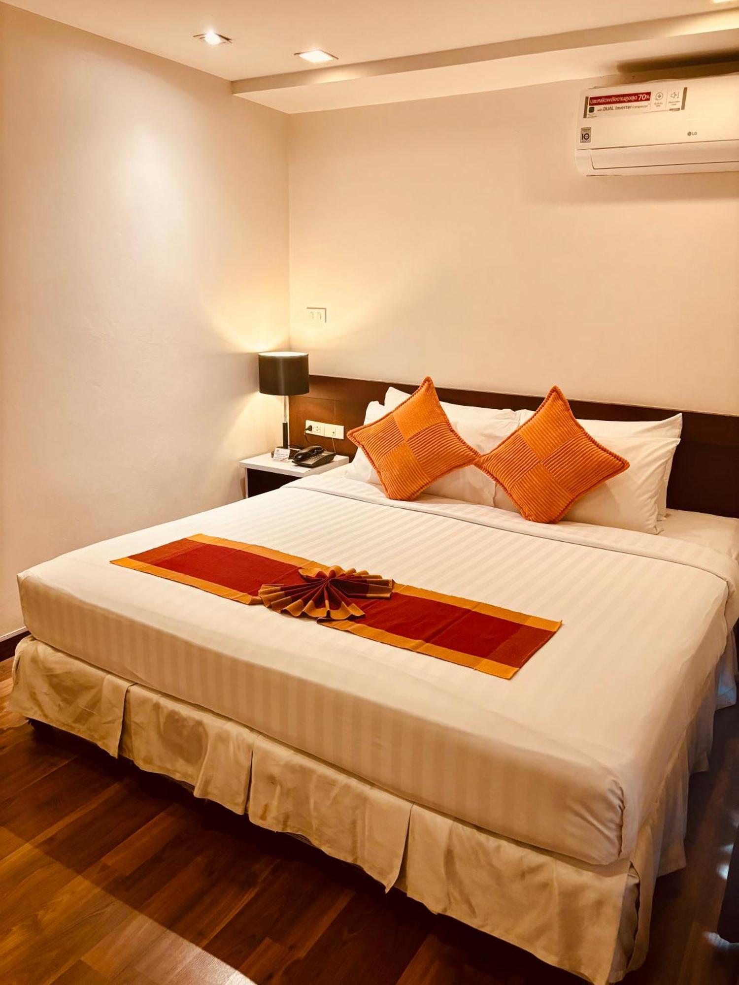 I Residence Hotel Sathorn Bangkok Exterior photo